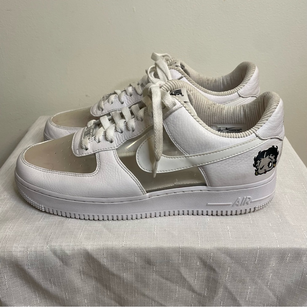 RARE PAIR:  Nike Air Force 1 Olivia Kim Betty Boop!  F&F edition.  Men’s 10.5